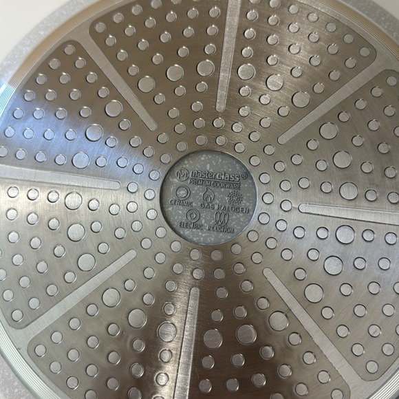 Master class premium collection 2.6 QT casserole - Picture 9 of 9